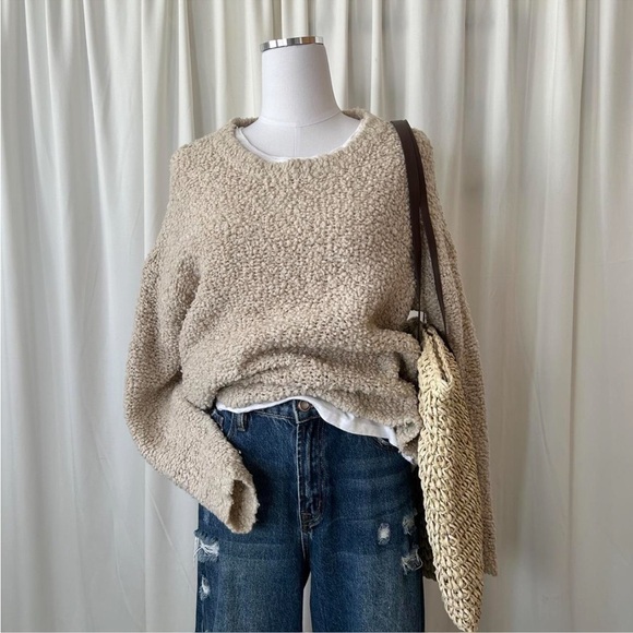 Wool Blend Eileen Fisher Knit Fur Box-Top size Medium. - Picture 2 of 11
